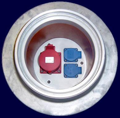 Floor socket for marketplaces, railroad stations, ports, schools, governments