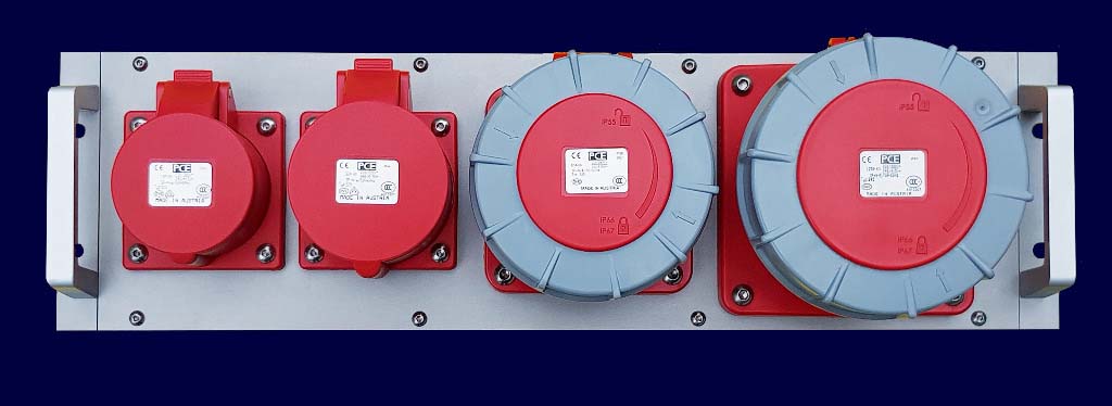 19 inch stroomrek met CEE-stopcontacten tot 125 A