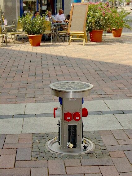 Ausfahr-Elektranten im Stadtzentrum Bottrop