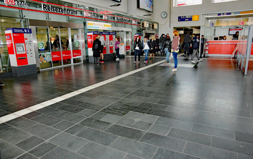 Bodentanks im Hauptbahnhof Dortmund